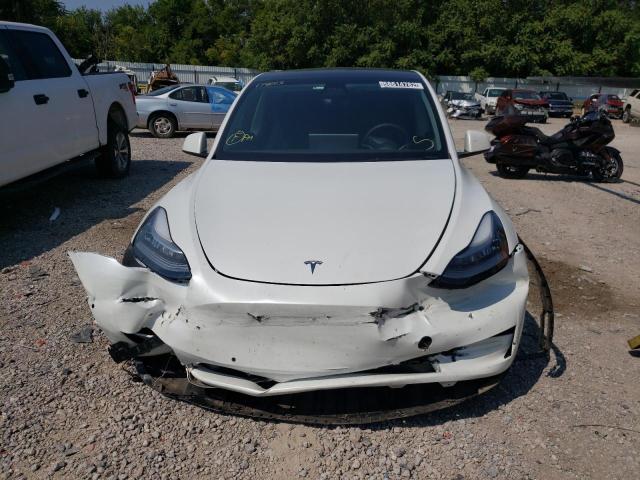 5YJYGDED9MF174013 - 2021 TESLA MODEL Y أبيض صورة 9