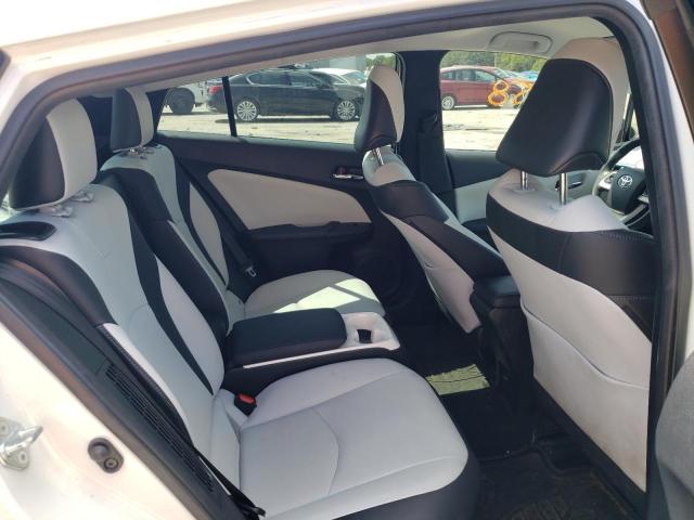 JTDKARFP2H3032442 - 2017 TOYOTA PRIUS PRIM 白色 照片 6