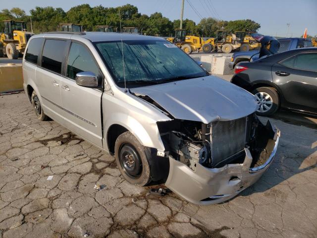 2A4RR8DGXBR779896 - 2011 CHRYSLER TOWN & COU SILVER photo 1