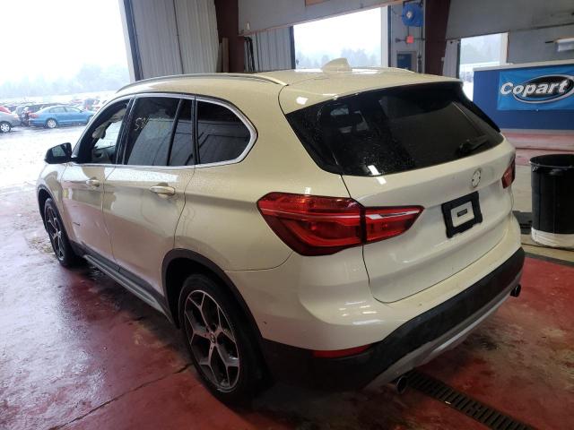 WBXHT3C34H5F84666 - 2017 BMW X1 XDRIVE2 WHITE photo 3