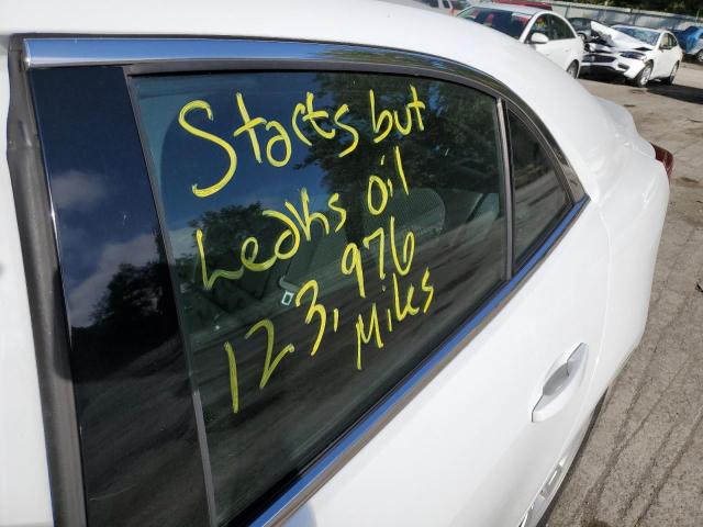 1G11C5SL1FF213439 - 2015 CHEVROLET MALIBU 1LT 白色 照片 9