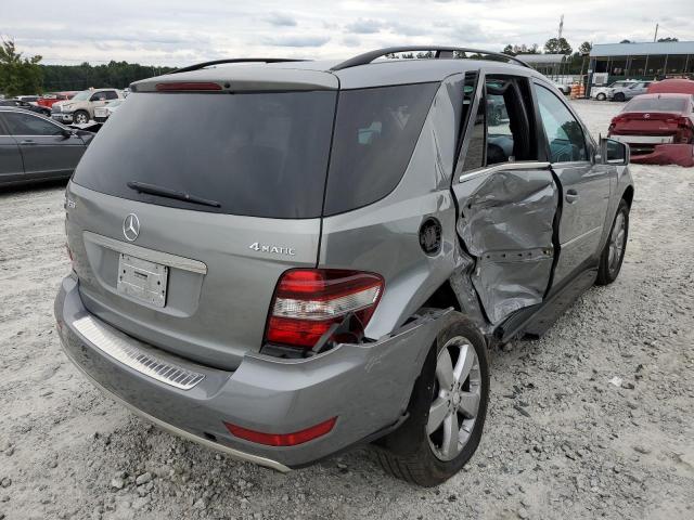 4JGBB8GB7BA702771 - 2011 MERCEDES-BENZ ML 350 4MA GRAY photo 4