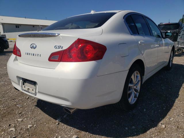 JNKCV61F79M363226 - 2009 INFINITI G37 WHITE photo 4