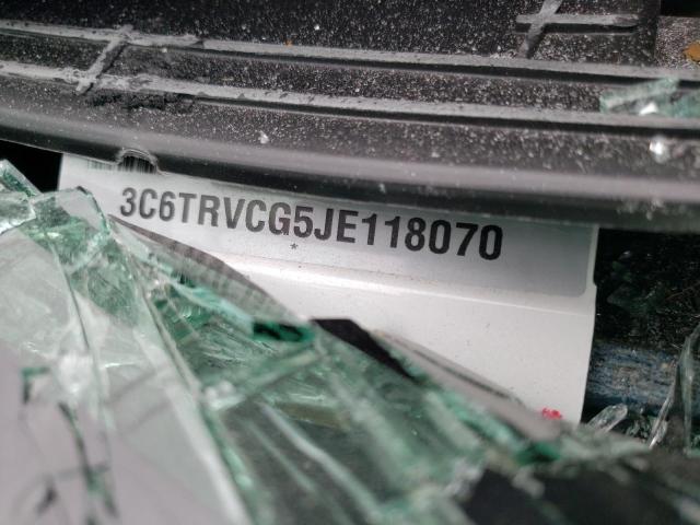 3C6TRVCG5JE118070 - 2018 RAM PROMASTER WHITE photo 10