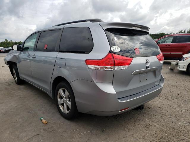 5TDKK3DC4ES419577 - 2014 TOYOTA SIENNA LE SILVER photo 3