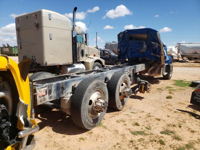 4V5K99EJ9KN905198 - 2019 VOLVO VHD BLUE photo 4