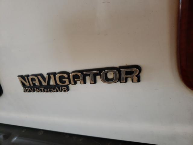 5LMEU27A61LJ00486 - 2001 LINCOLN NAVIGATOR 白色 照片 9