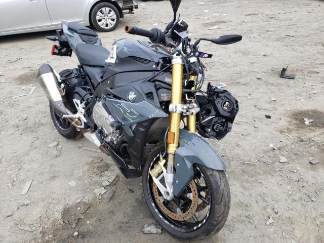 WB10D6200JZ762176 - 2018 BMW S 1000 R CHARCOAL photo 1