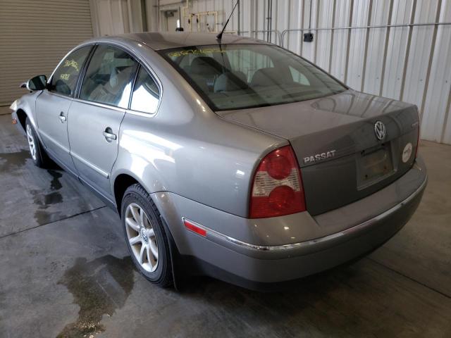 WVWPD63BX4E292994 - 2004 VOLKSWAGEN PASSAT GLS SILVER photo 3