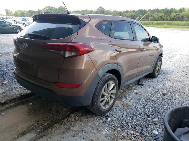 KM8J23A42GU221227 - 2016 HYUNDAI TUCSON SE BROWN photo 4