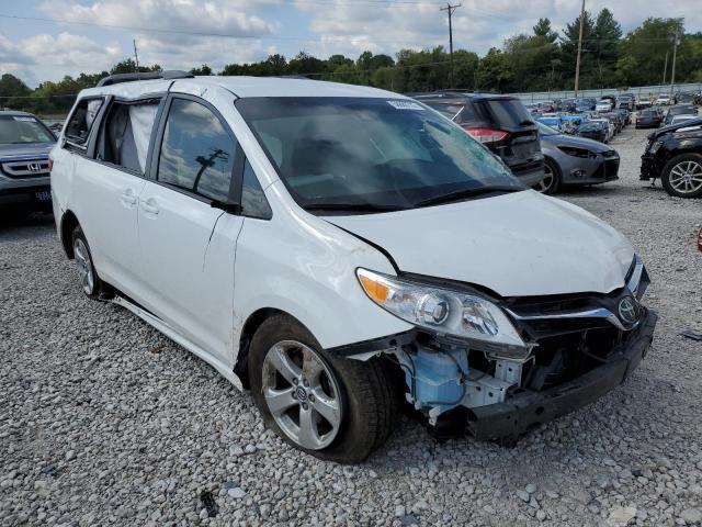 5TDKZ3DC7JS911364 - 2018 TOYOTA SIENNA LE WHITE photo 1