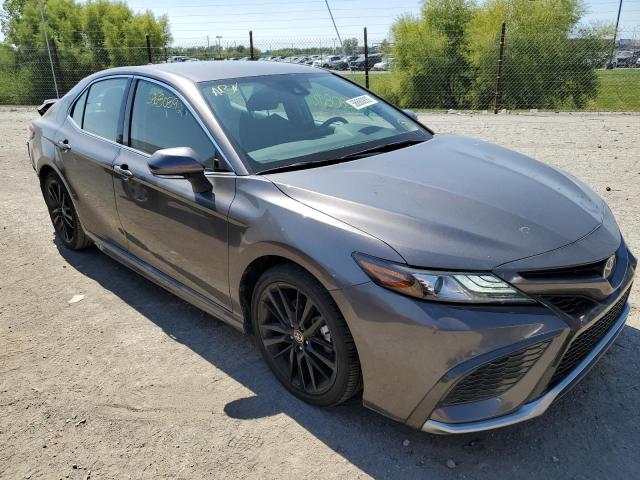 4T1K61AK0MU425886 - 2021 TOYOTA CAMRY XSE GRAY photo 1