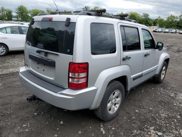 1J8GN28K19W540025 - 2009 JEEP LIBERTY SILVER photo 4