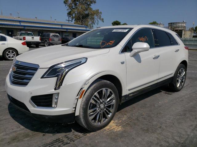 1GYKNCRSXHZ180430 - 2017 CADILLAC XT5 PREMIU WHITE photo 2