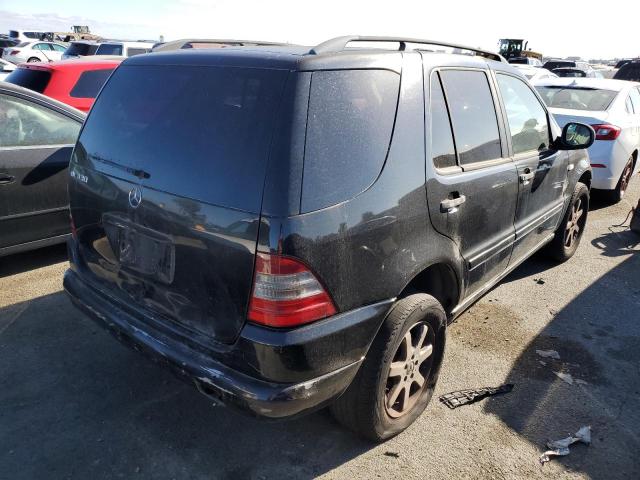 4JGAB72E8XA088540 - 1999 MERCEDES-BENZ ML 430 BLACK photo 4