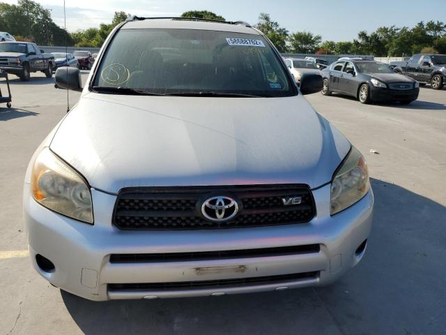 JTMBK33V876015770 - 2007 TOYOTA RAV 4 SILVER photo 9