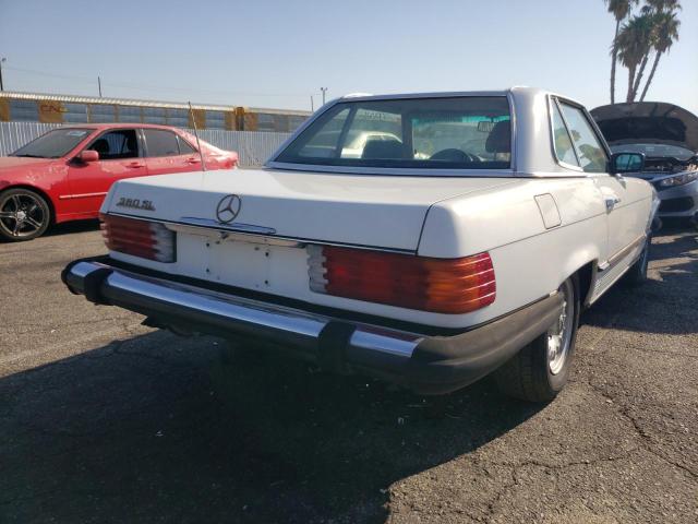 WDBBA45C5FA029236 - 1985 MERCEDES-BENZ 380 SL WHITE photo 4