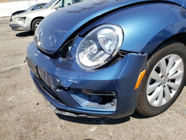 3VWFD7AT3KM706229 - 2019 VOLKSWAGEN BEETLE S BLUE photo 9