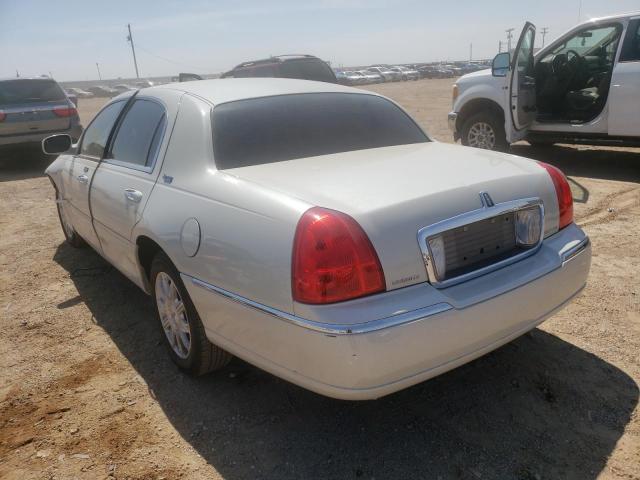 1LNHM82V07Y606047 - 2007 LINCOLN TOWN CAR S CREAM photo 3