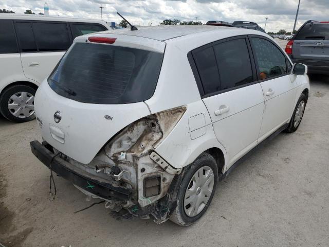 3N1BC1CP6CL374301 - 2012 NISSAN VERSA S WHITE photo 4