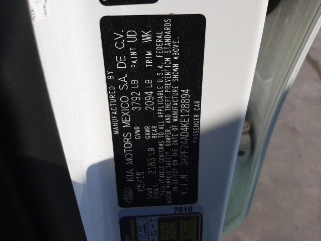 3KPF24AD4KE128894 - 2019 KIA FORTE FE WHITE photo 10