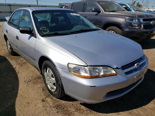 1HGCF8644WA115144 - 1998 HONDA ACCORD DX SILVER photo 1