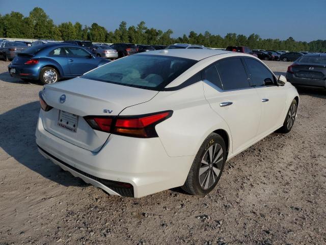 1N4BL4DV8KC120553 - 2019 NISSAN ALTIMA SV WHITE photo 4