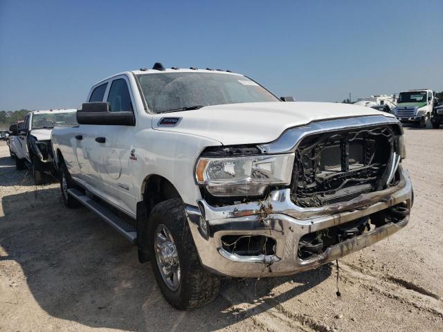 3C63R3GL8LG300509 - 2020 RAM 3500 TRADE WHITE photo 1