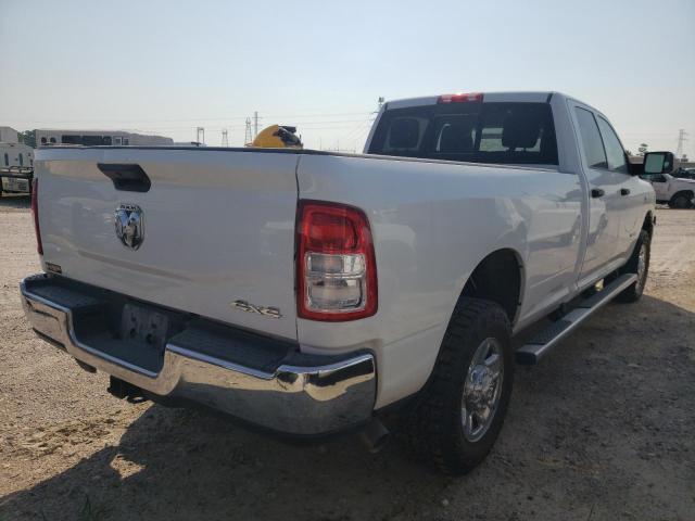 3C63R3GL8LG300509 - 2020 RAM 3500 TRADE WHITE photo 4