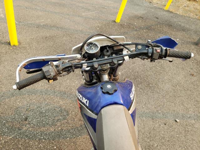 JS1SP46A422100762 - 2002 SUZUKI DR650 SE BLUE photo 5