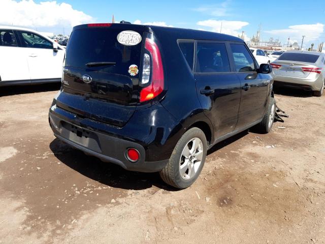 KNDJN2A26K7016263 - 2019 KIA SOUL BLACK photo 4