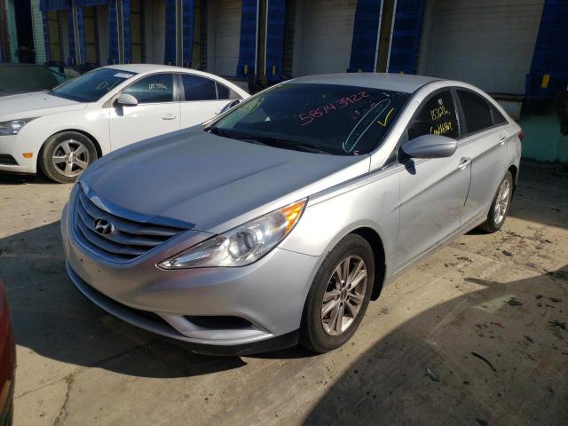 5NPEB4AC3DH637280 - 2013 HYUNDAI SONATA GLS SILVER photo 2