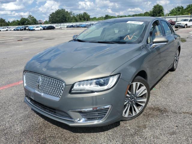 3LN6L5E92HR610544 - 2017 LINCOLN MKZ RESERV GRAY photo 2