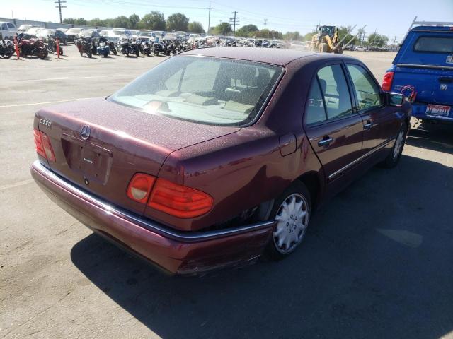 WDBJF65F9WA481306 - 1998 MERCEDES-BENZ E 320 BURGUNDY photo 4