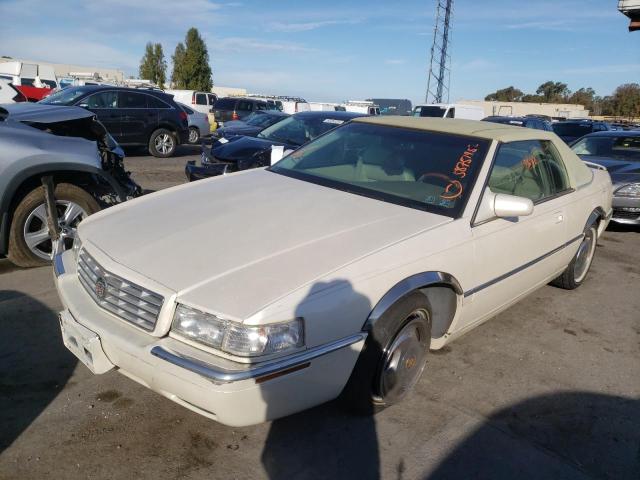 1G6EL12YX2B100669 - 2002 CADILLAC ELDORADO E CREAM photo 2