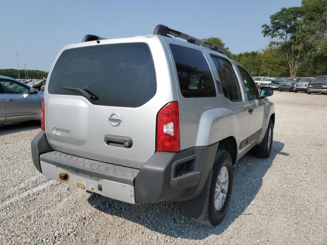 5N1AN0NW8EN803499 - 2014 NISSAN XTERRA X SILVER photo 4