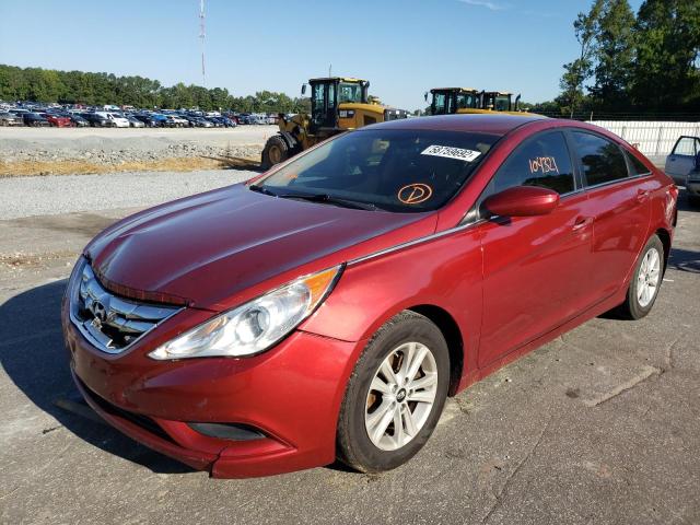 5NPEB4AC7DH543340 - 2013 HYUNDAI SONATA GLS RED photo 2