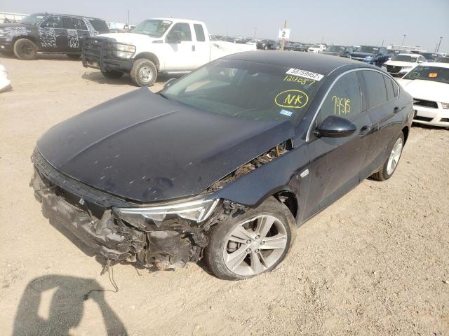 W04GL6SX8J1124087 - 2018 BUICK REGAL PREF BLUE photo 2