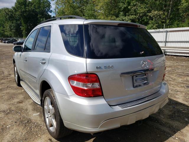 4JGBB72E18A403409 - 2008 MERCEDES-BENZ ML 550 SILVER photo 3