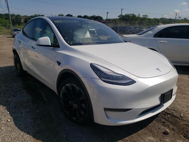 5YJYGDEE8LF021985 - 2020 TESLA MODEL Y أبيض صورة 1