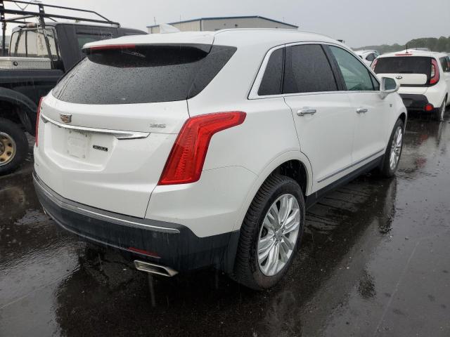 1GYKNERS6HZ293383 - 2017 CADILLAC XT5 PREMIU WHITE photo 4