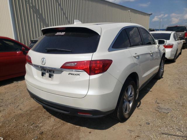 5J8TB3H34FL011549 - 2015 ACURA RDX WHITE photo 4