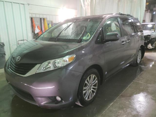 5TDYK3DC8BS154622 - 2011 TOYOTA SIENNA XLE GRAY photo 2