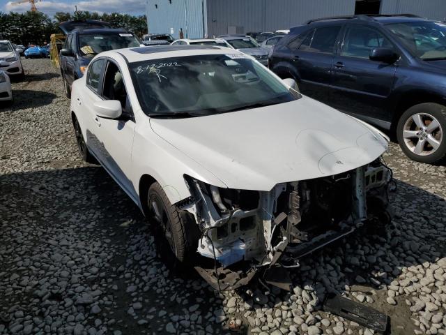 19UDE2F33JA002046 - 2018 ACURA ILX BASE W WHITE photo 1