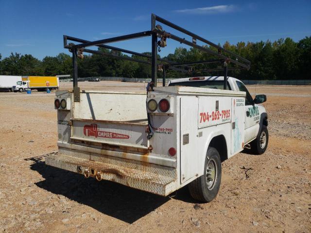 1GBHC24UX6E206655 - 2006 CHEVROLET SILVERADO WHITE photo 4