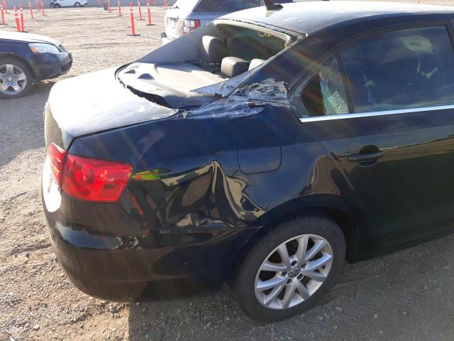 3VWDX7AJ6DM267981 - 2013 VOLKSWAGEN JETTA SE BLACK photo 9