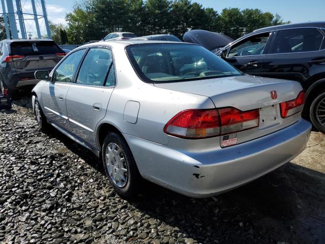 1HGCG66572A047524 - 2002 HONDA ACCORD LX SILVER photo 3