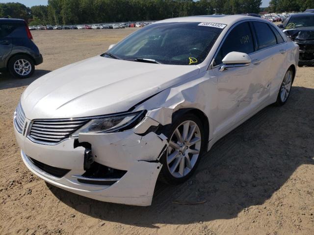 3LN6L2LU8GR629961 - 2016 LINCOLN MKZ HYBRID WHITE photo 2