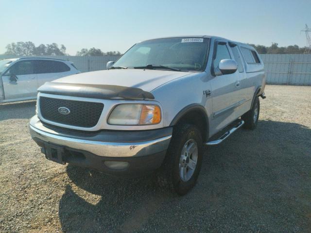 2FTRX18LX2CA42338 - 2002 FORD F150 SILVER photo 2