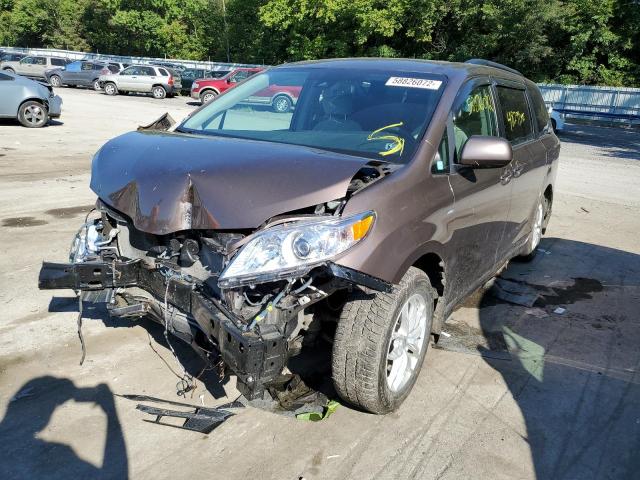 5TDJZ3DC4KS225456 - 2019 TOYOTA SIENNA LE BROWN photo 2